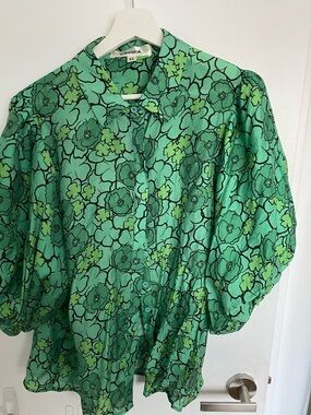 Green Floral Button-Up Blouse - Size XL